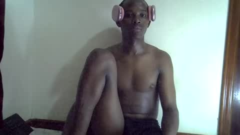 hotcum256 online show from 04-15-26, 06:04