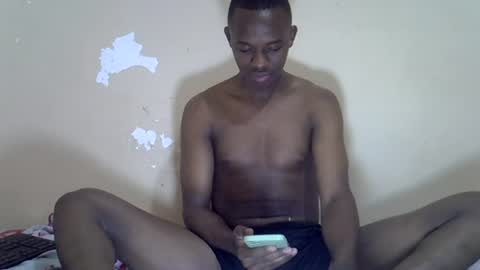hotcum256 online show from 06-17-26, 03:53