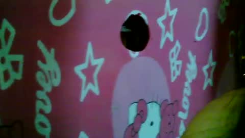 hotcupcake19 online show from 07-14-26, 03:00