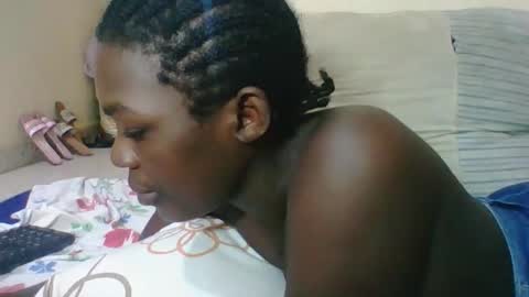 VICTORIA online show from 12-17-25, 07:58