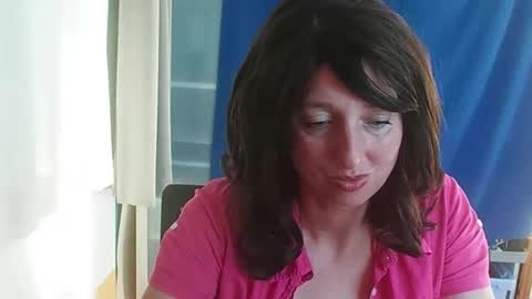 Snapshot of hotdestany chatting on 12-16-24, 01:22 Hot Destany online show from 12-16-24, 01:22