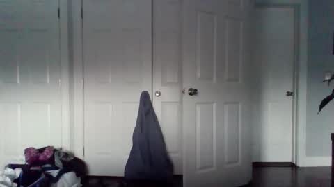 Snapshot of hotdog1124 chatting on 03-05-26, 12:23 hotdog1124 online show from 03-05-26, 12:23