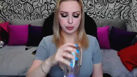 Alice online show from 01-15-26, 06:40