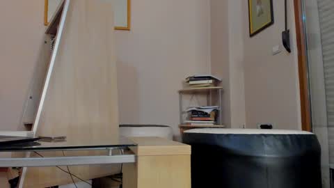 Erika  online show from 09-21-25, 08:54