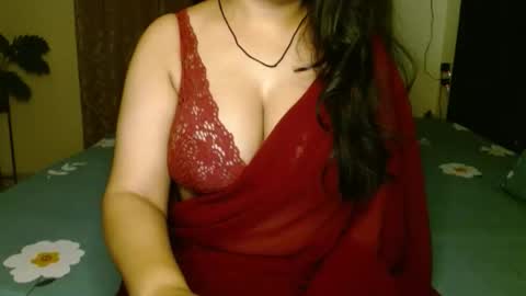 Snapshot of hoteliza6 chatting on 10-24-25, 03:52 Eliza i dont show face in any show online show from 10-24-25, 03:52