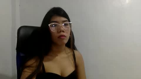 hotestpinayxxx online show from 04-01-26, 05:19