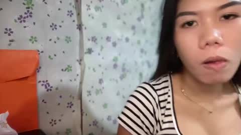 hotestpinayxxx online show from 04-17-26, 03:42