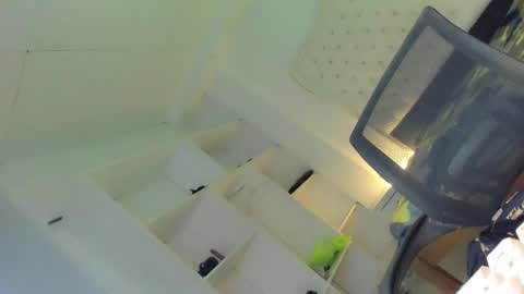 Angel online show from 02-12-25, 06:40