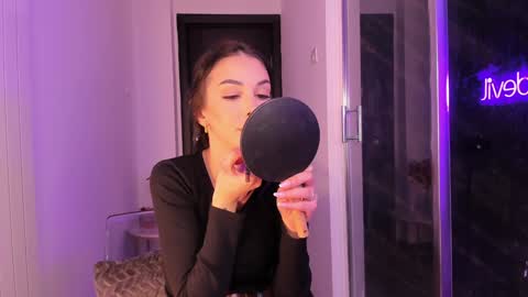 hotfallingdevil online show from 03-06-26, 05:26