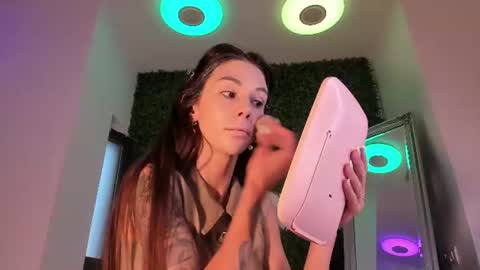 hotfallingdevil online show from 06-14-26, 04:58