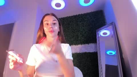 hotfallingdevil online show from 07-28-26, 03:57