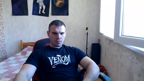 Snapshot of hotfitbboy_2001 chatting on 07-13-26, 07:55 Alex online show from 07-13-26, 07:55