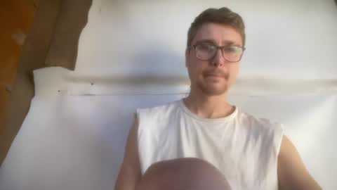 Snapshot of hotgentleman_3003 chatting on 06-19-26, 07:12 William online show from 06-19-26, 07:12