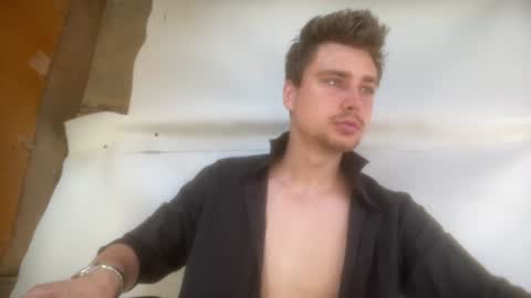 Snapshot of hotgentleman_3003 chatting on 06-29-26, 10:15 William online show from 06-29-26, 10:15