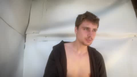 Snapshot of hotgentleman_3003 chatting on 07-14-26, 10:21 William online show from 07-14-26, 10:21