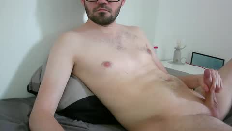 hotgermanm23 online show from 05-27-26, 01:30