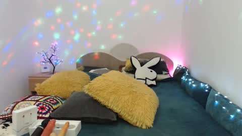 Snapshot of hotgirlkarina chatting on 11-09-25, 05:06 hotgirlkarina online show from 11-09-25, 05:06