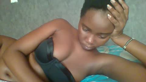 Queen online show from 02-13-25, 12:32