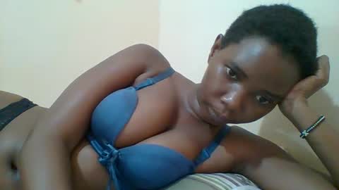 Queen online show from 02-16-25, 01:27