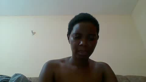 Queen online show from 02-25-25, 06:53