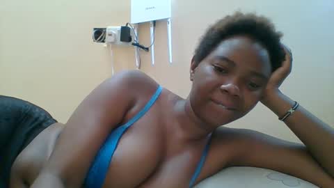 Queen online show from 09-16-25, 06:47