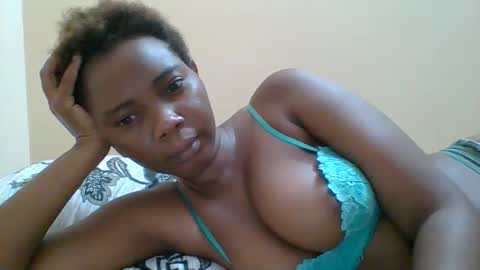 Queen online show from 09-30-25, 07:41