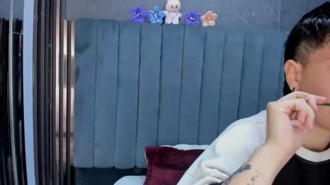 hannah online show from 02-10-26, 01:53