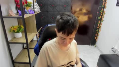 hannah online show from 04-21-26, 02:51