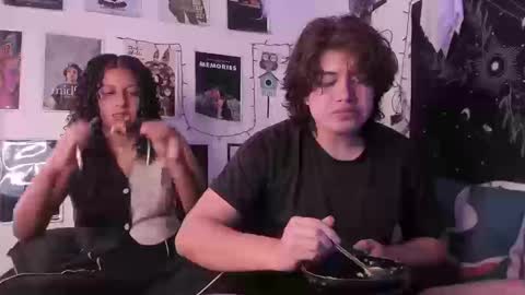 Sam and Nico online show from 09-11-25, 02:39