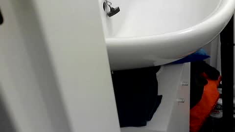 Hot Dutchie online show from 01-29-25, 07:04