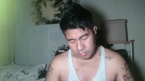 Snapshot of hothunkybear23 chatting on 10-18-25, 02:14 Khel online show from 10-18-25, 02:14