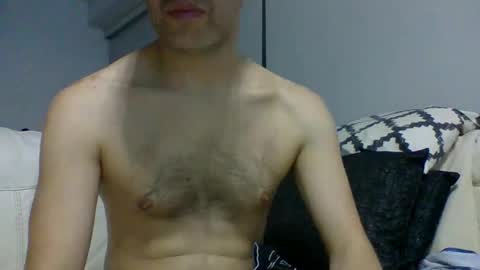hottitan  twitter Marianoshcam online show from 12-04-25, 03:27