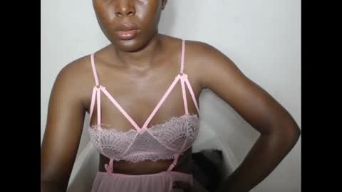 hotjessie0 online show from 02-04-25, 04:05