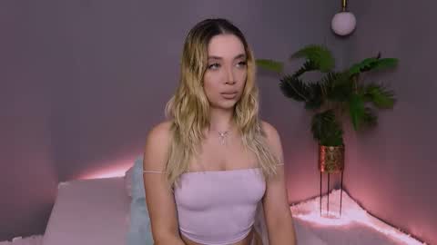 Snapshot of hotjessxx chatting on 03-26-26, 02:28 Maria online show from 03-26-26, 02:28