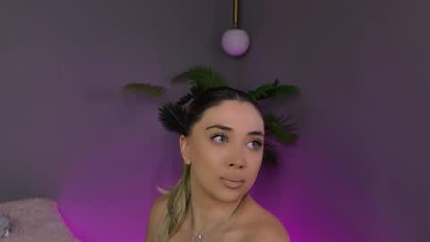Snapshot of hotjessxx chatting on 04-01-26, 06:36 Maria online show from 04-01-26, 06:36