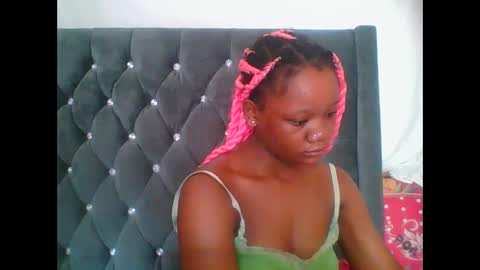 LOYCE online show from 12-18-25, 08:09