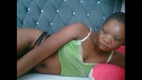 LOYCE online show from 03-08-26, 09:51