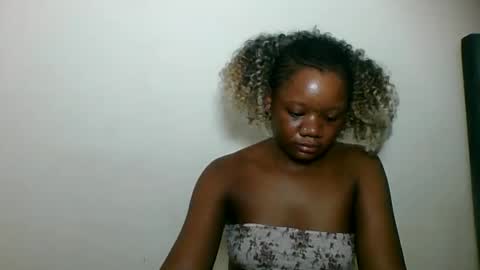 LOYCE online show from 06-08-26, 01:28