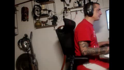 Snapshot of hotkinkytat chatting on 02-16-25, 12:30 hotkinkytat online show from 02-16-25, 12:30