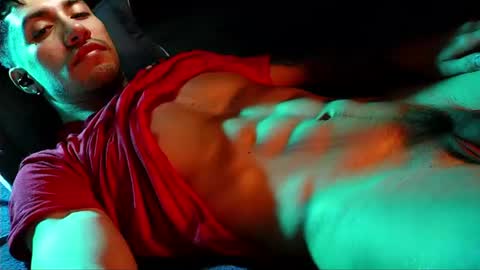Snapshot of hotlatinking chatting on 06-11-26, 02:53 Hotlatinking online show from 06-11-26, 02:53