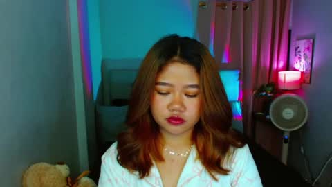 Layla online show from 02-27-25, 09:43