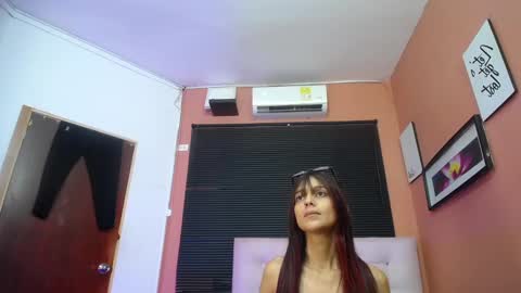 hotlittlechill online show from 02-15-25, 05:28