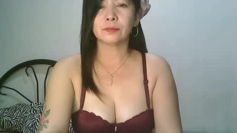 Snapshot of hotmamajen4u chatting on 02-11-26, 01:54 hotmamajen4u online show from 02-11-26, 01:54