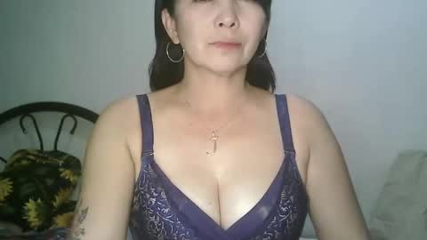 hotmamajen4u online show from 05-18-26, 05:24