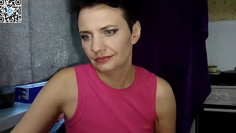 hotmamaqueen234 online show from 05-17-26, 04:03