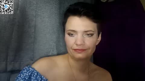 hotmamaqueen234 online show from 05-21-26, 09:11