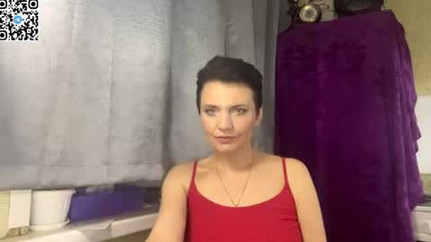 hotmamaqueen234 online show from 05-26-26, 08:05