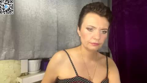 hotmamaqueen234 online show from 05-28-26, 10:07