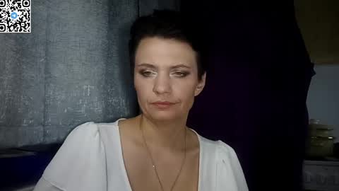 hotmamaqueen234 online show from 06-02-26, 10:45