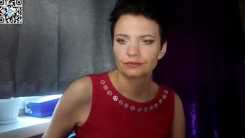 hotmamaqueen234 online show from 06-05-26, 08:53
